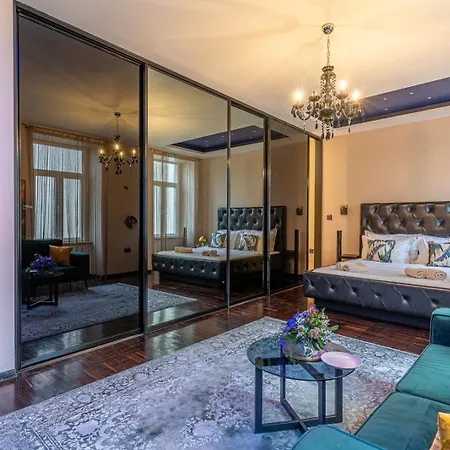 Azzuro Self Check In