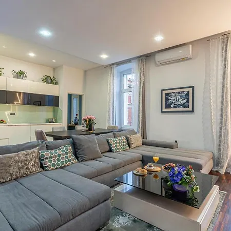 Azzuro Self Check In Apartament Rijeka