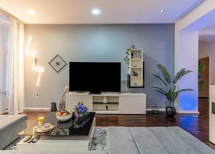 Apartamento Azzuro Self Check In *